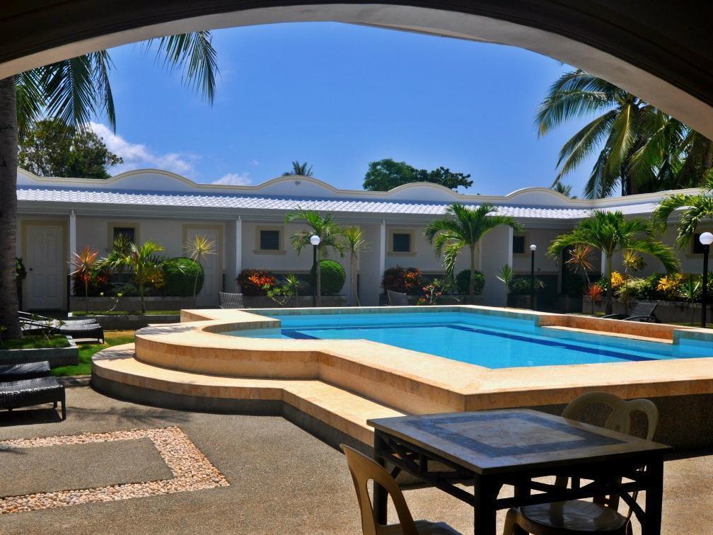 Villa Del Pueblo Inn Panglao Exterior photo